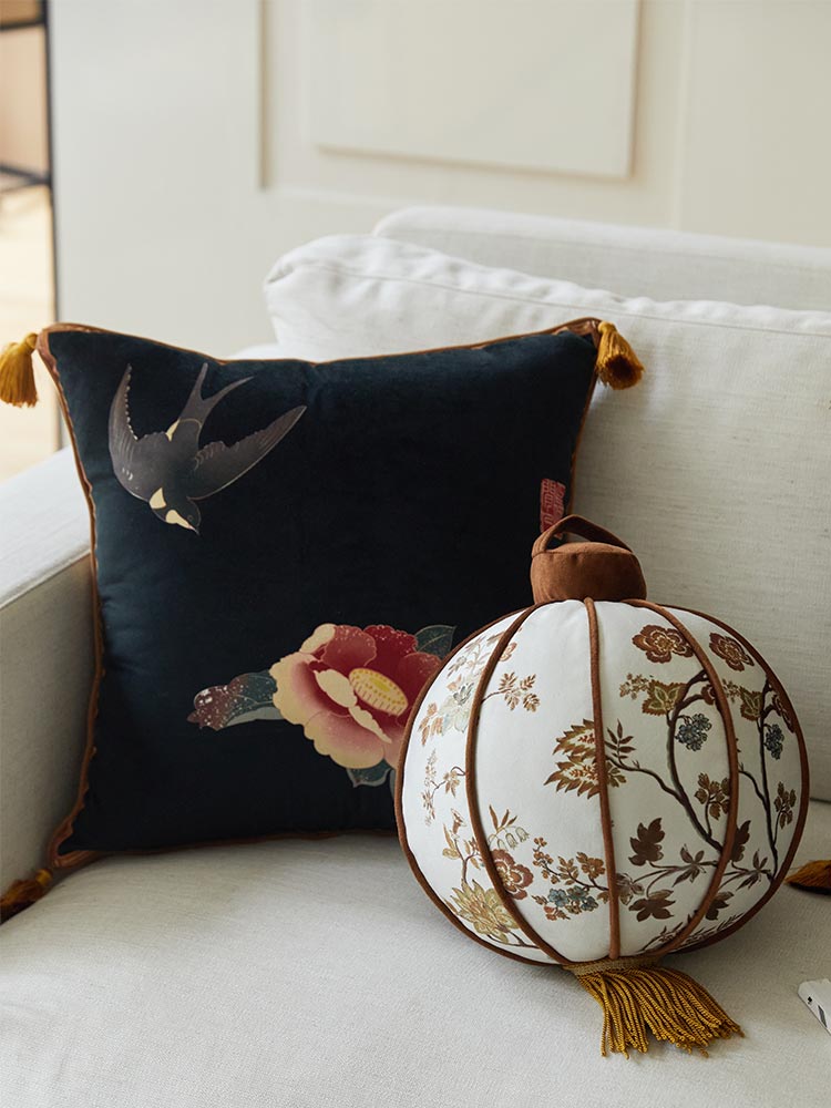 Floral Vine Branch Pillow Cover
