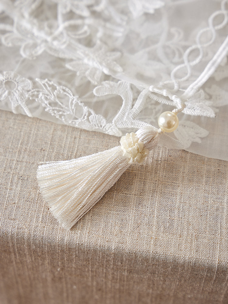 White Lace Table Runner