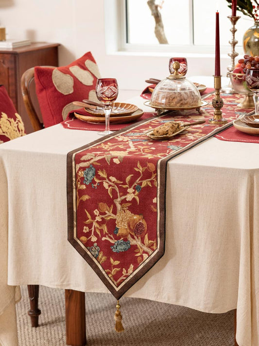 Vintage Floral Print Table Runner