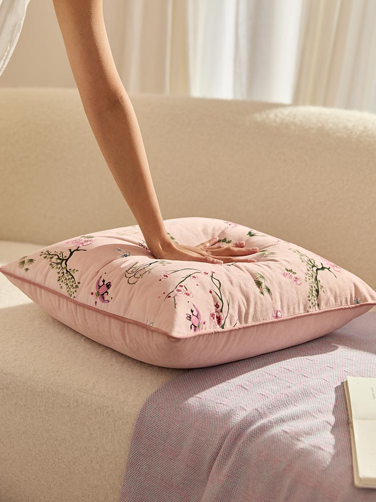 Kite Whisper Pillow Cover
