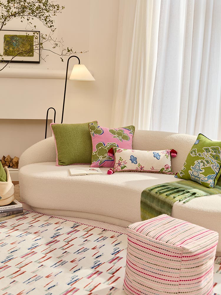 Kite Bloom Pillow Cover