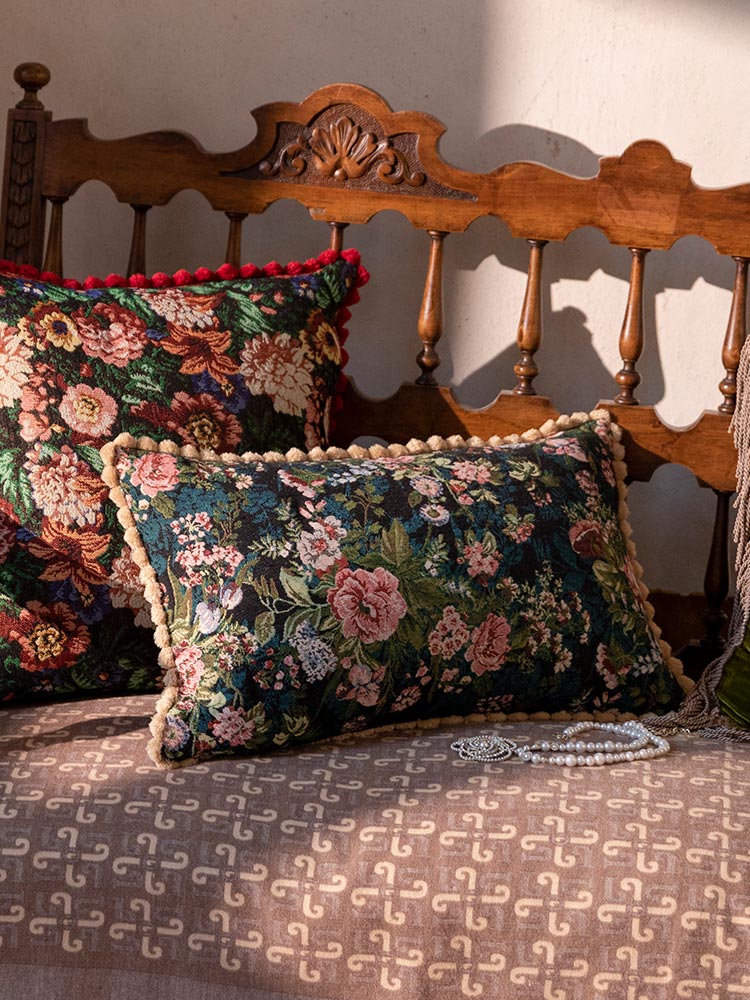 Dahlia Scent Cushion Cover