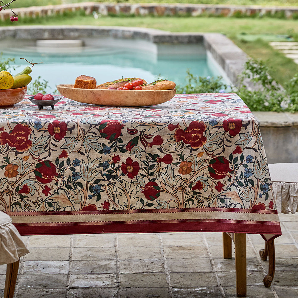 Amélie Custom Floral Print Tablecloth