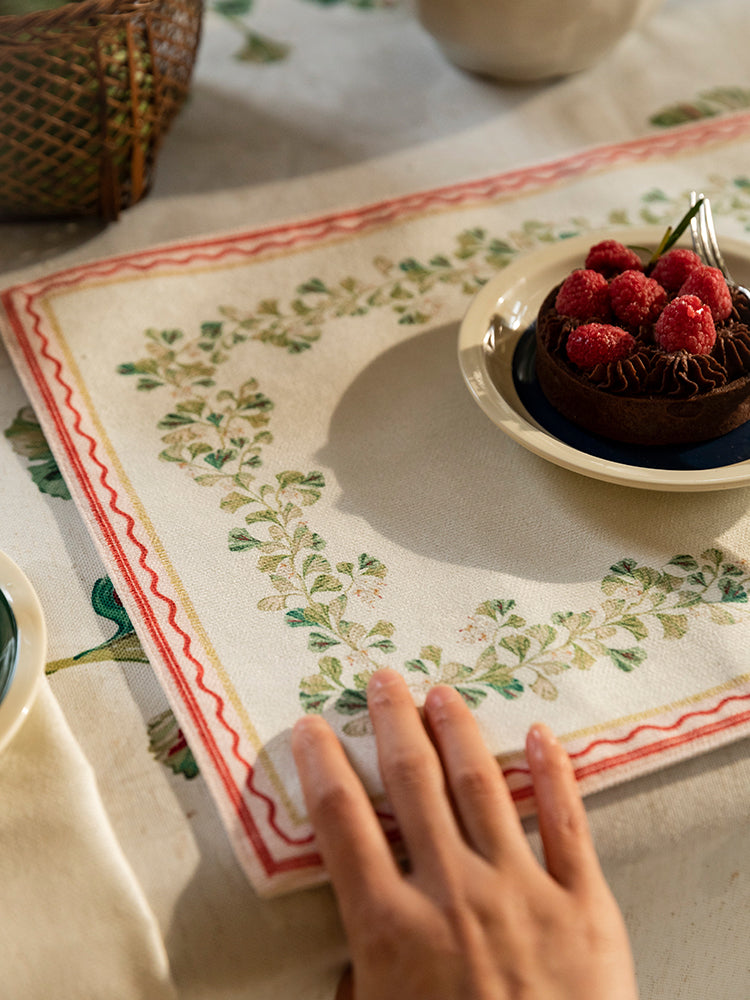 Ginkgo Print Placemat & Napkin