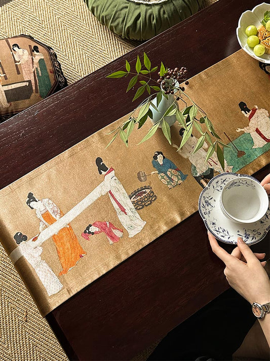 Palace Lady Tea Table Runner