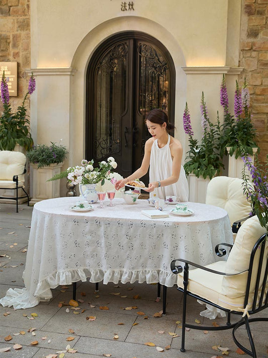 Plain Lace Brocade Tablecloth