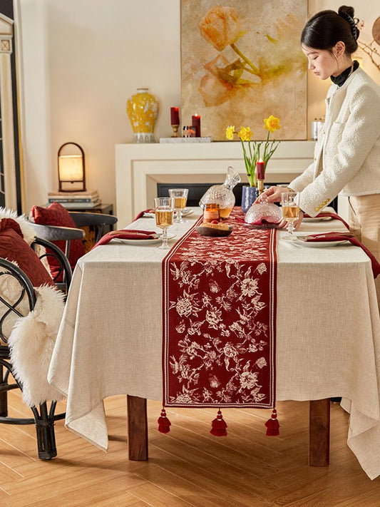 Vintage Floral Table Runner