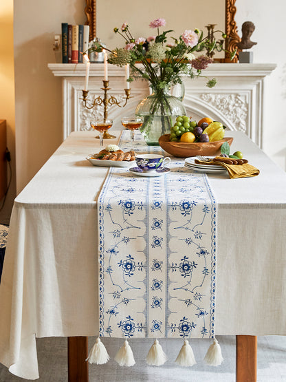 Blue Willow Table Runner