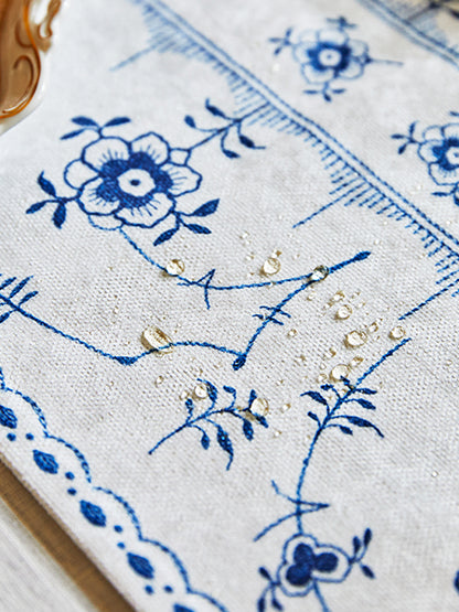 Blue Willow Table Runner