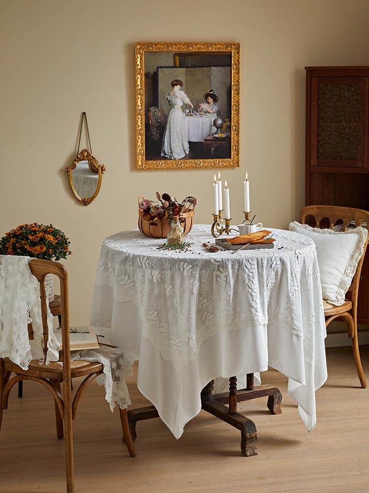 White Lace Embroidery Tablecloth