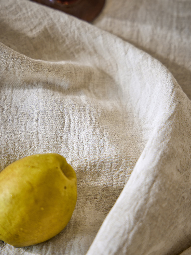 Simplicity Jacquard Tablecloth