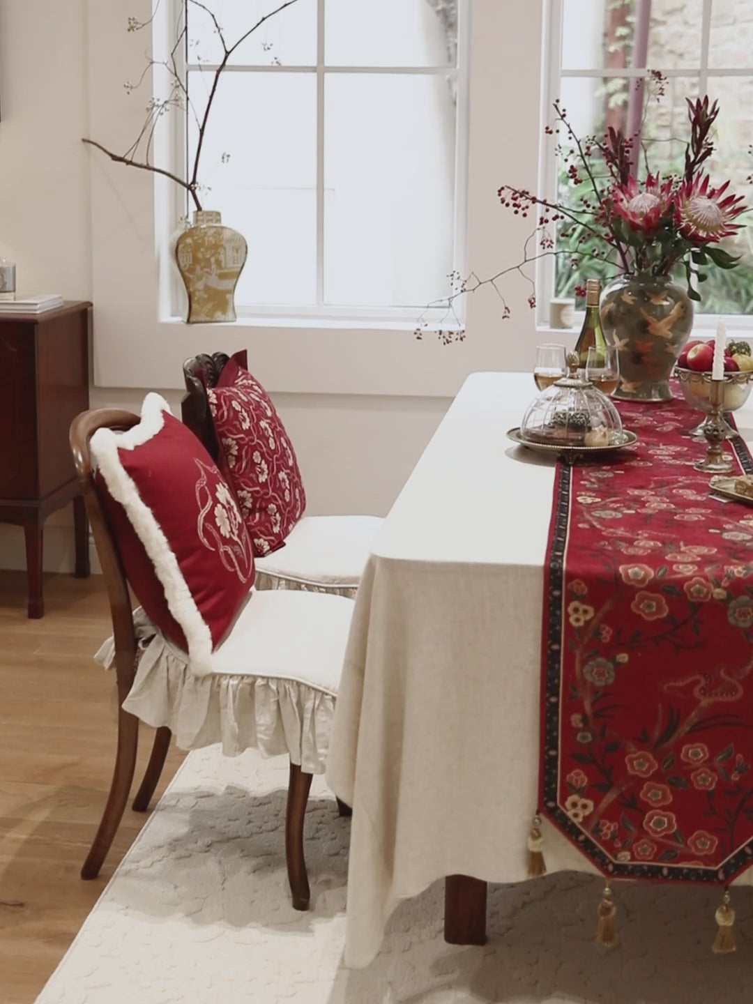 Serpent Blossom Tassel Table Runner – NabisFabric